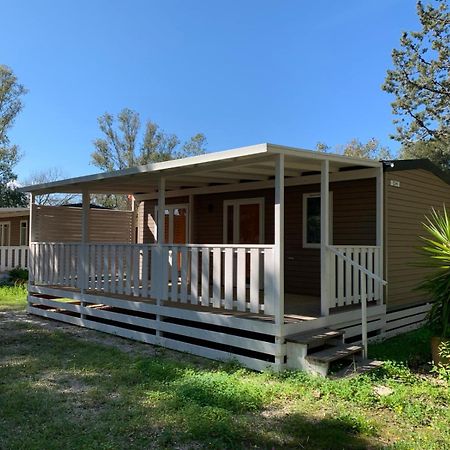 Villaggio Camping Uria Foce Varano Exterior foto