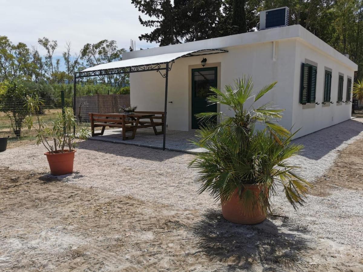 Villaggio Camping Uria Foce Varano Exterior foto