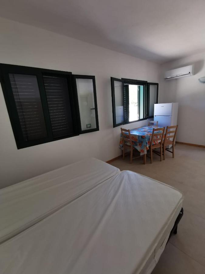 Villaggio Camping Uria Foce Varano Exterior foto