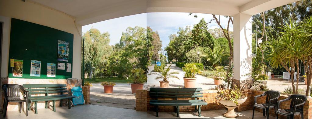 Villaggio Camping Uria Foce Varano Exterior foto